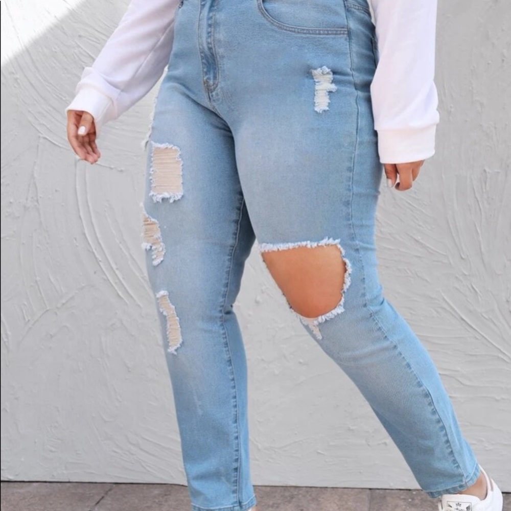 Jeans - Picture 2 of 5